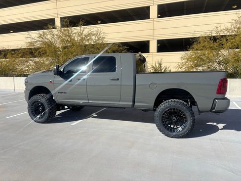 Used 2026 RAM 2500 Laramie w/ Night Edition image 3