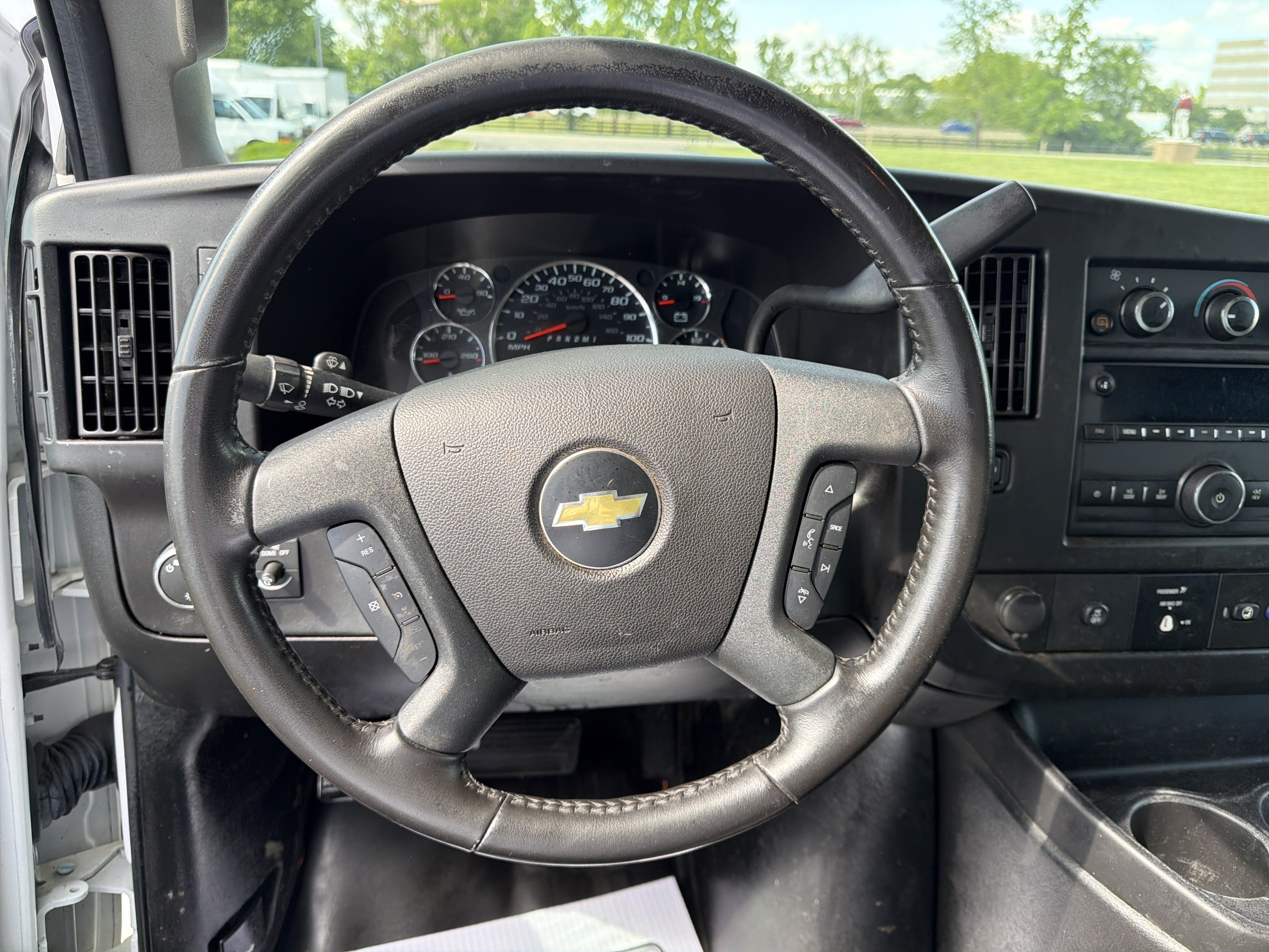 Used 2020 Chevrolet Express 3500 w/ Power Convenience Package RWD image 13