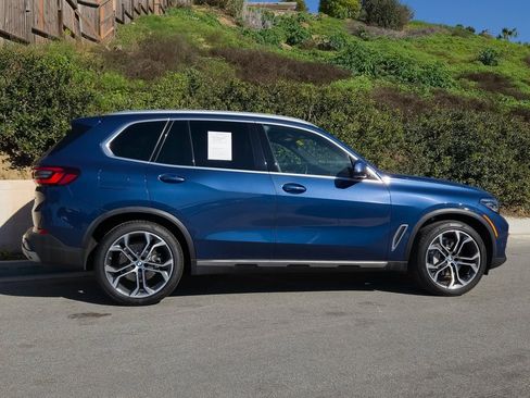 Certified 2023 BMW X5 sDrive40i w/ Parking Assistance Package image 4