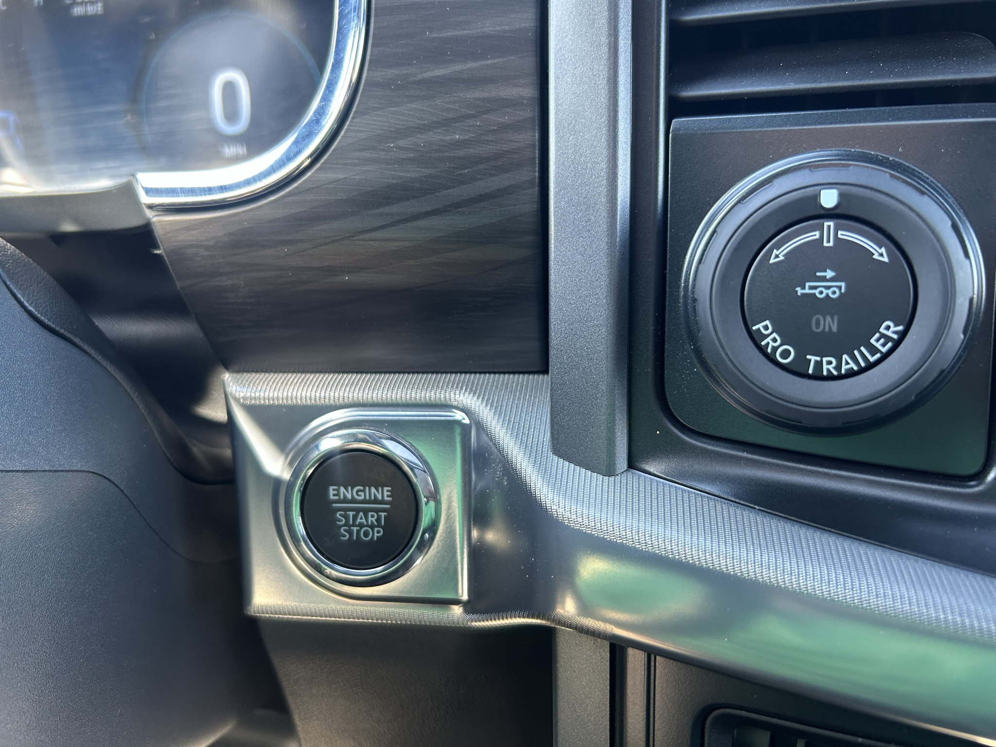 Used 2025 Ford F150 Lariat w/ Equipment Group 501A Mid AWD/4WD image 28