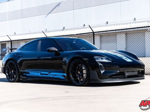 Used 2025 Porsche Taycan Turbo GT image 80