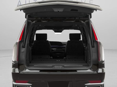 Used 2023 Cadillac Escalade Premium Luxury AWD/4WD image 32
