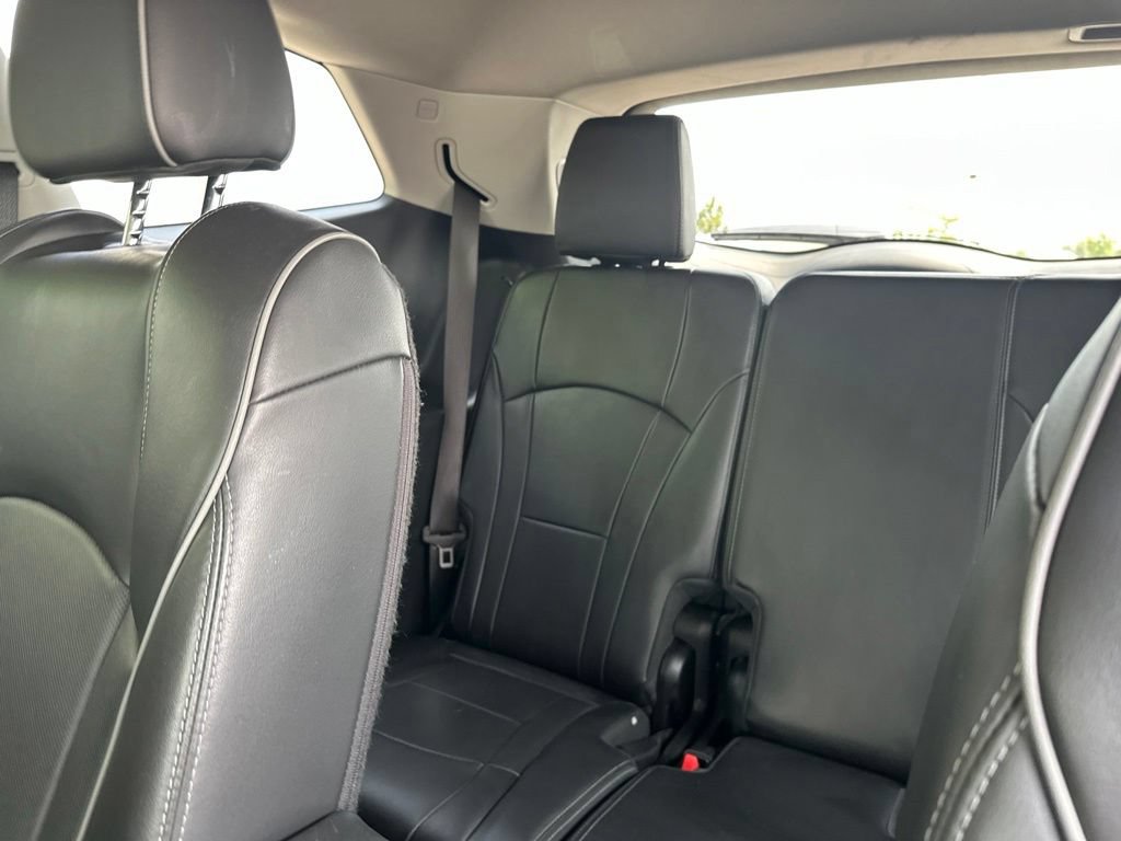 Used 2021 Buick Enclave Avenir w/ Avenir Technology Package AWD/4WD image 37