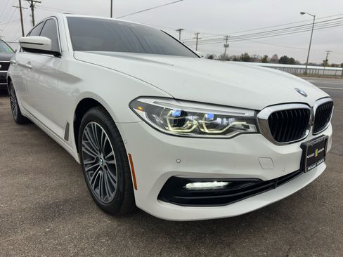 Used 2017 BMW 530i xDrive image 16