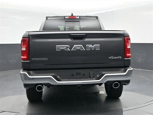 New 2026 RAM 1500 4x4 Crew Cab image 7