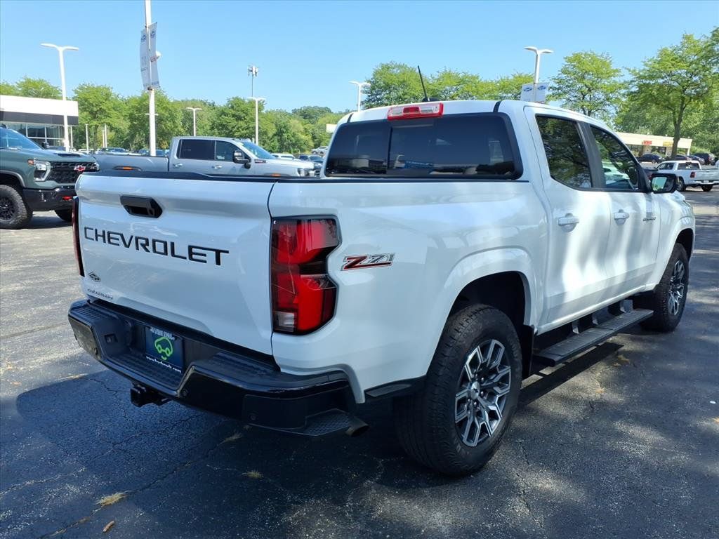 Used 2024 Chevrolet Colorado Z71 w/ Z71 Convenience Package 2 AWD/4WD image 7
