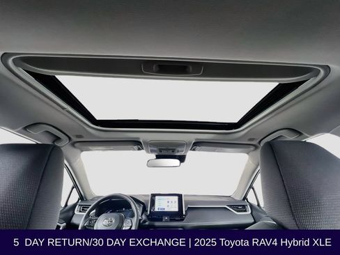 Used 2025 Toyota RAV4 XLE w/ Convenience Package AWD/4WD image 39