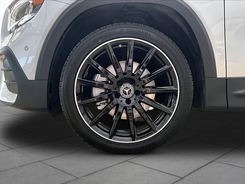 Certified 2022 Mercedes-Benz GLB 250 image 10
