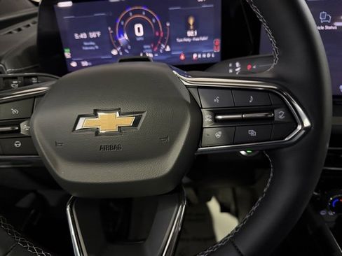 Used 2025 Chevrolet Traverse LT w/ Enhanced Driving Package image 15