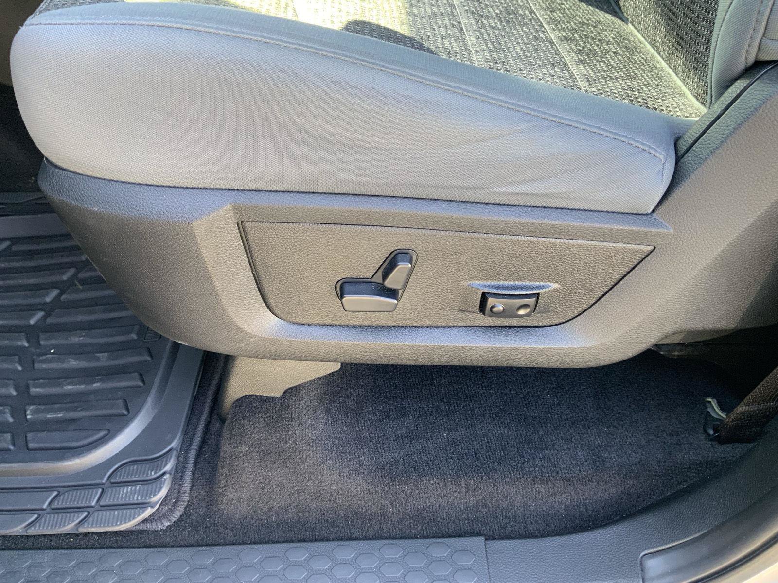 Used 2017 RAM 1500 Big Horn AWD/4WD image 20