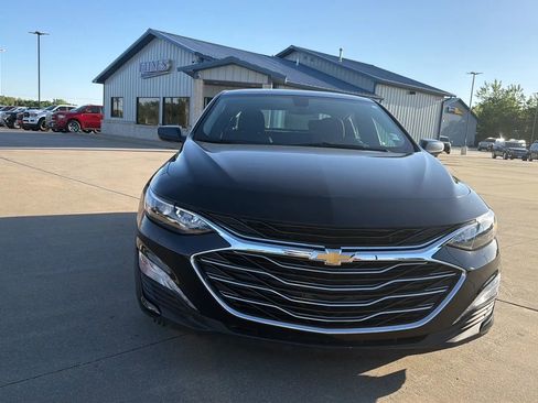 Used 2020 Chevrolet Malibu LT FWD image 29