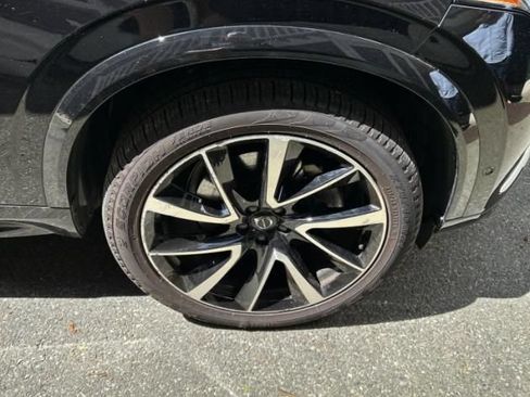 Used 2023 Volvo XC90 B6 Plus w/ Protection Package AWD/4WD image 3