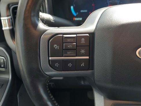 Used 2023 Ford F350 Lariat w/ Tow Technology Package image 21