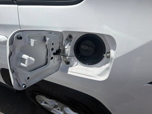 Used 2019 Toyota RAV4 XLE w/ Convenience Package AWD/4WD image 49