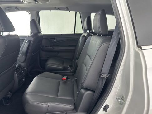 Used 2022 Honda Pilot Touring image 26