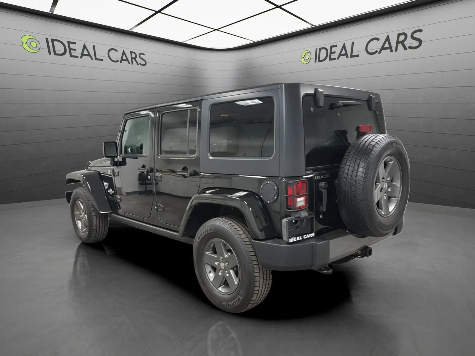 Used 2015 Jeep Wrangler Unlimited Sport AWD/4WD image 7