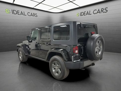 Used 2015 Jeep Wrangler Unlimited Sport AWD/4WD image 7