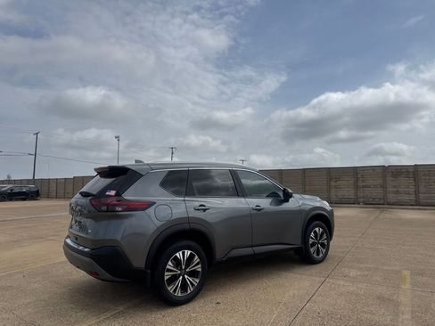 Certified 2023 Nissan Rogue SV w/ SV Premium B Package FWD image 22