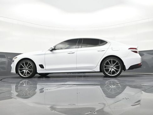 Used 2023 Genesis G70 2.0T RWD image 29