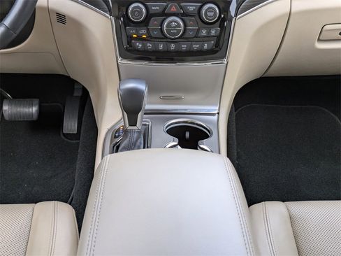 Used 2021 Jeep Grand Cherokee Limited w/ Luxury Group II image 24