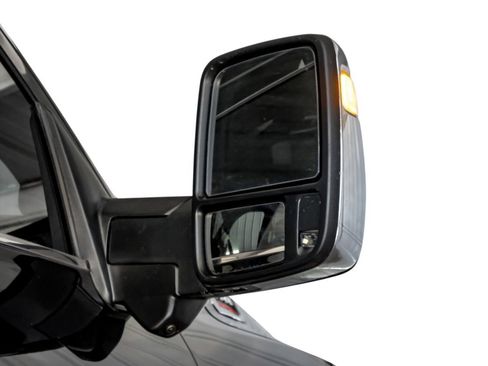 Used 2024 RAM 3500 Limited AWD/4WD image 39