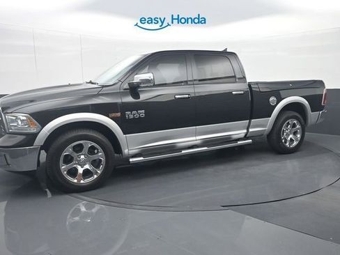 Used 2016 RAM 1500 Laramie w/ Convenience Group AWD/4WD image 4