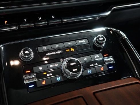 Used 2023 Lincoln Navigator Black Label image 27
