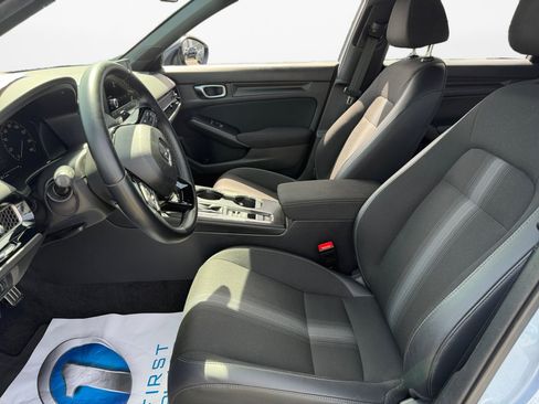 Used 2024 Honda Civic Sport image 11