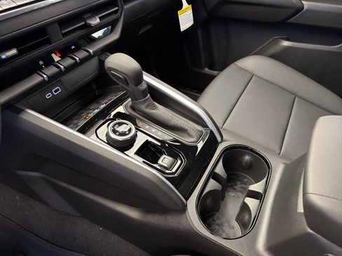 New 2026 Chevrolet Colorado Trail Boss AWD/4WD image 23