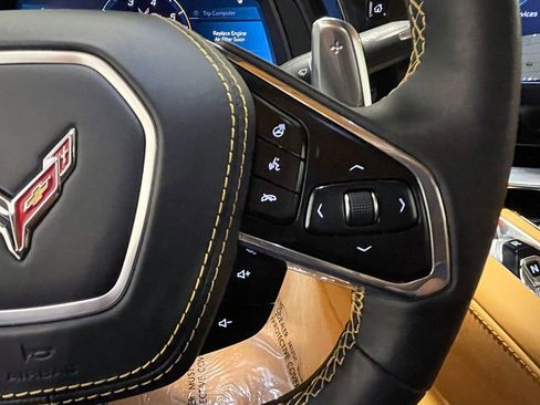 Used 2021 Chevrolet Corvette Stingray w/ Z51 Performance Package image 65