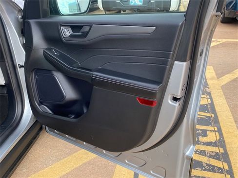 Used 2024 Ford Escape Active image 10