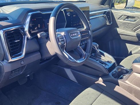 Used 2024 GMC Canyon Elevation w/ Convenience Package image 6