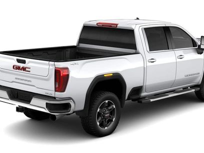 New 2026 GMC Sierra 2500 SLE w/ Max Trailering Package