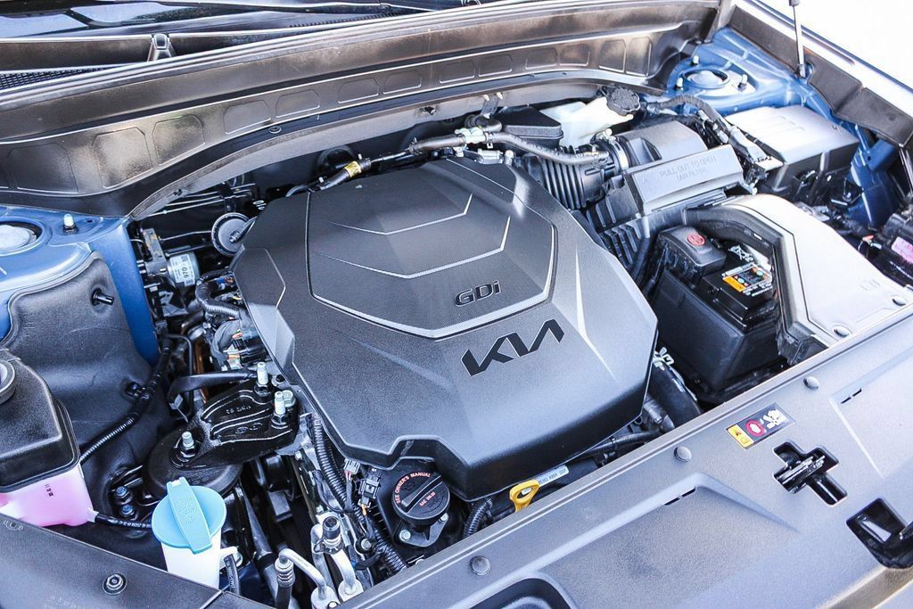 Used 2025 Kia Telluride S FWD image 28