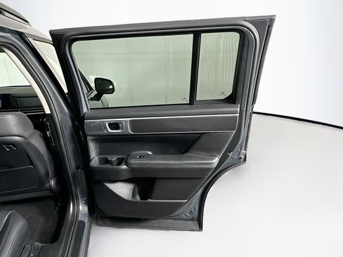 Used 2025 Hyundai Santa Fe SEL image 29