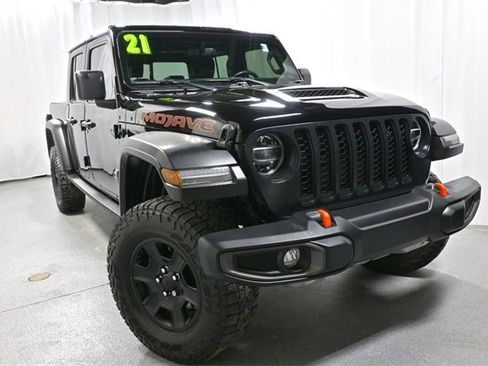 Used 2021 Jeep Gladiator Mojave image 2