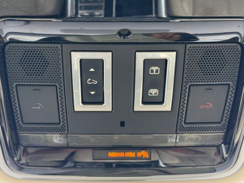 Used 2021 Land Rover Range Rover Sport HSE Silver Edition image 62