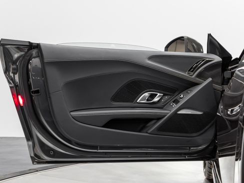 Used 2022 Audi R8 V10 performance image 42