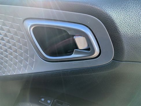 Used 2024 Kia Soul LX w/ Option Group 015 image 32