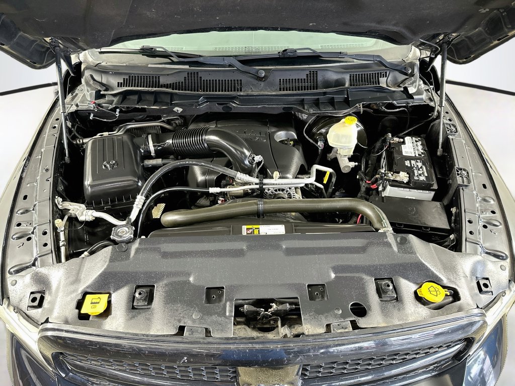 Used 2016 RAM 1500 Express RWD image 29