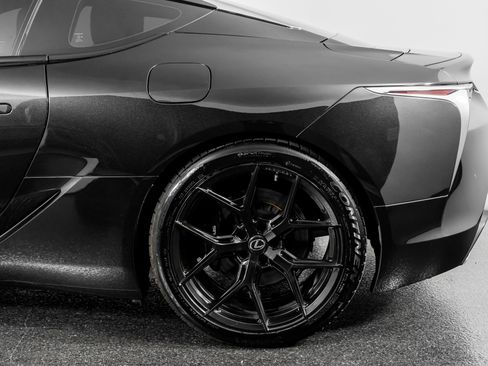 Used 2018 Lexus LC 500 Coupe image 17