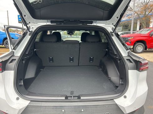 New 2026 Chevrolet Equinox EV LT image 19