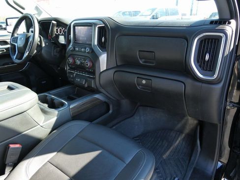 Used 2022 Chevrolet Silverado 1500 LT Trail Boss w/ Convenience Package II AWD/4WD image 14