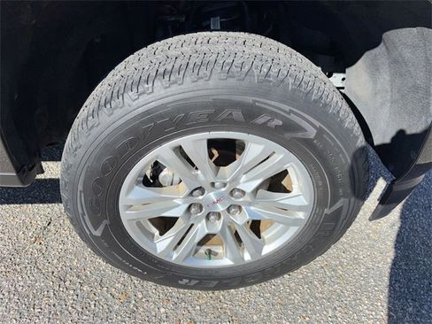 Used 2019 GMC Canyon SLE w/ SLE Convenience Package image 11