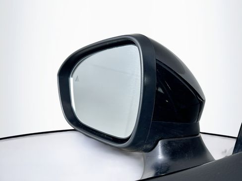 Used 2023 Nissan Ariya FWD image 16