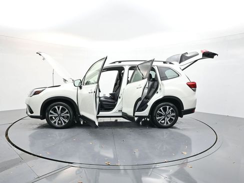 Certified 2024 Subaru Forester Limited image 41
