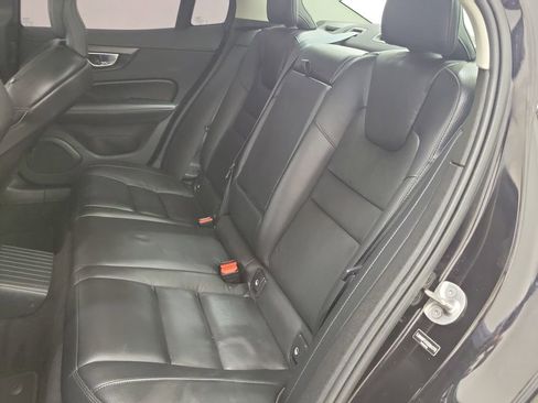 Used 2025 Volvo S60 T8 Plus AWD/4WD image 11