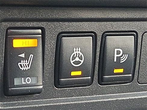 Certified 2024 Nissan Frontier PRO-4X w/ Pro Premium Package image 30