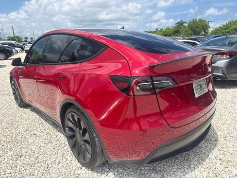 Used 2022 Tesla Model Y Performance AWD/4WD image 8