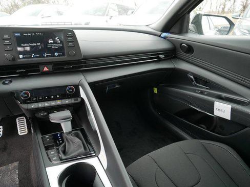New 2026 Hyundai Elantra SEL Sport Premium FWD image 8